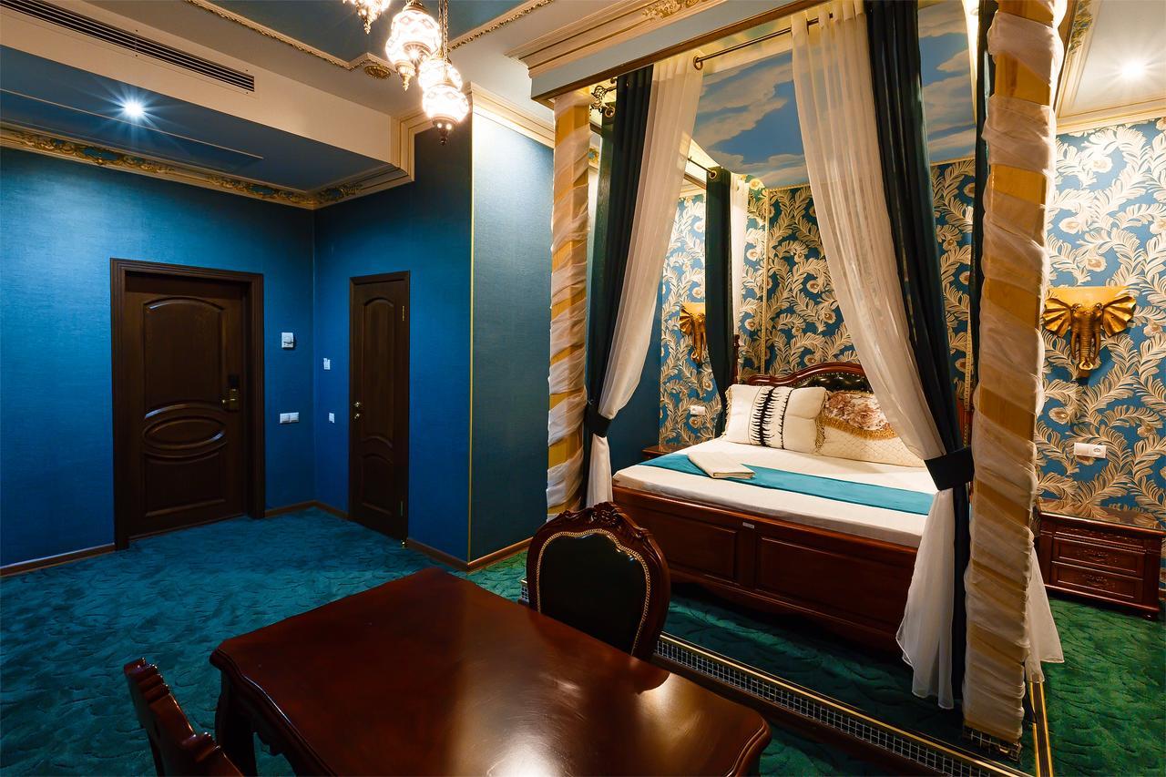 Salut Hotel Almaty Exterior photo